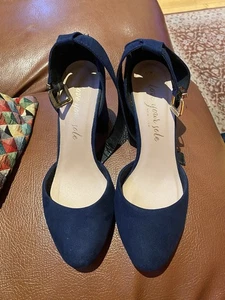 New Look Navy Suede UK Size 5 Block Heels - Picture 1 of 8