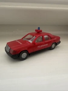 Wiking HO 1/87 Mercedes-Benz 260E Fire Chief Car MPN 600 - Picture 1 of 5