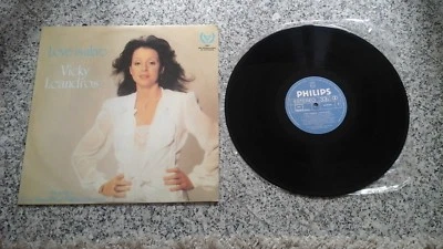  VICKY LEANDROS JOHNNY HALLYDAY Love is Alive 1981 Rare LP PORTUGUESE PRESS - Image 1 of 2