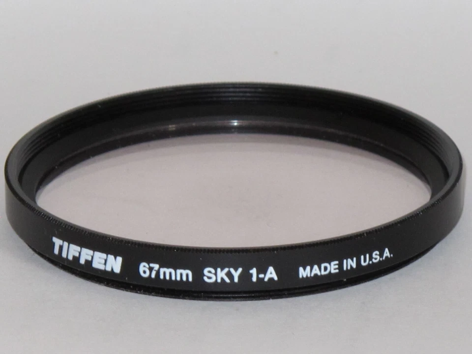 67mm Tiffen Skylight Filter            #67g-u1s - Image 1 of 1