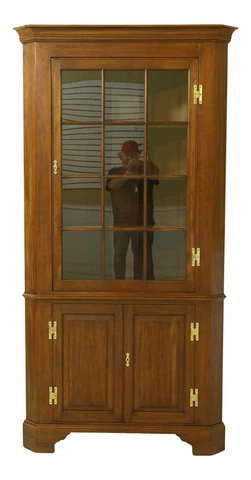 51642EC: HENKEL HARRIS Cherry 2 Pane Lighted Corner Cabinet Cover