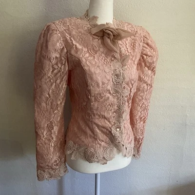 Chaqueta de Colección Lorrie Kabala Alta Costura Melocotón Encaje y Apliques de Encaje Talla 8 Foto 1 de 4