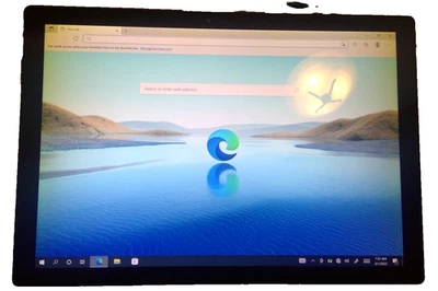 Microsoft Surface Pro 4 1724 i7-6650U 2,40 GHz 8 GB RAM 256 GB Win 10 Pro LEER Foto 1 de 2