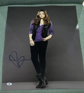 Agents Of Shield Poster 11x17 Signed Chloe Bennett Quake Celebrity Authentics - Picture 1 of 4
