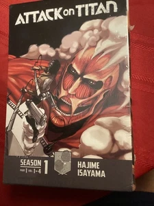 Attack on Titan Season 1 Part 1 Vol 1-4 Manga Box Set - English Exclusive - Imagen 1 de 3