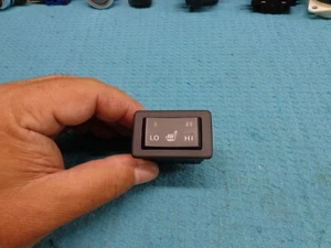 INTERRUPTOR DE ASIENTO TÉRMICO PARA PASAJEROS DERECHO MAZDA 6 09 10 11 12 13 - Imagen 1 de 2