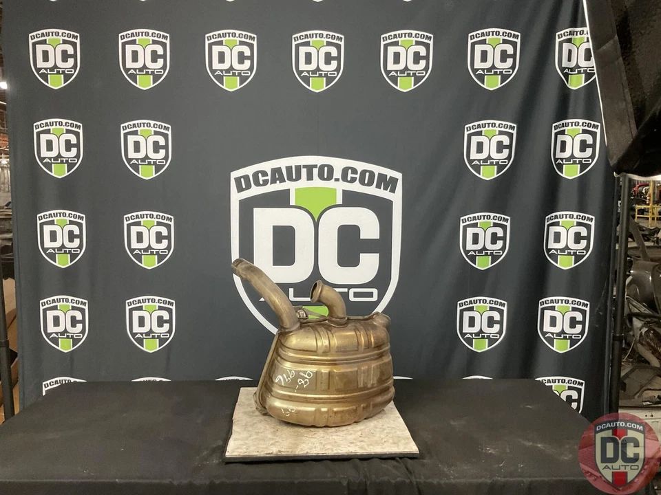 1999-2005 Porsche 911 996 Right 6MT Muffler 99611112155 124759 - Image 1 of 4