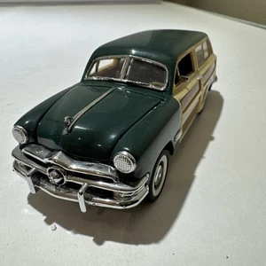 Franklin Mint 1950 Ford Woody Station Wagon 1:43 Diecast Model Car - Picture 1 of 24