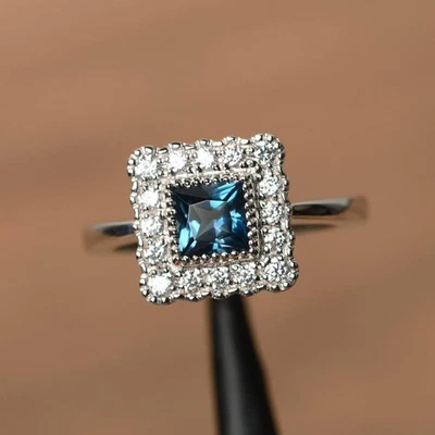 Natural Princess Cut Swiss Topaz 925 Sterling Silver Engagement/Wedding Ring - Image 1 of 4