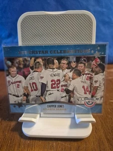2013 Topps Opening Day Superstar Celebrations Chipper Jones #SC-14 - Picture 1 of 1