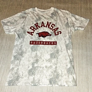Arkansas Razorbacks Short Sleeve Russell Shirt Men's Medium Light Gray Tie Dye - Picture 1 of 4