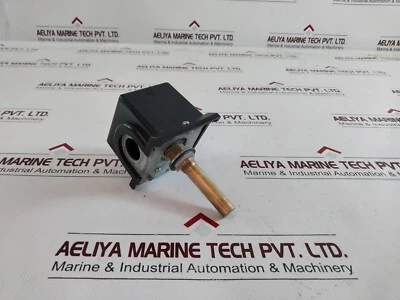 United electric controls b54-15696 temperature controller - Image 1 of 4