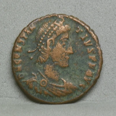 CONSTANTIUS II, 337-361 AD. AE 3. Rev. Soldier spearing fallen horseman (CON#9) - Image 1 of 2