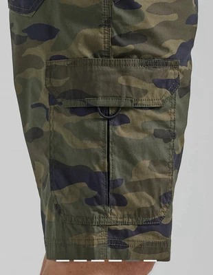 Lee Extreme Motion Cargo Shorts, Mens Size B&T 54 Traditional Camo, Relaxed Fit - Image 1 of 4