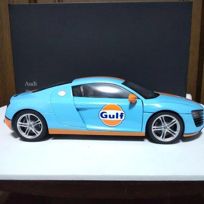 Modellino auto Kyosho 1/18 Audi R8 Gulf Racing pressofuso nuovo - Immagine 1 di 4