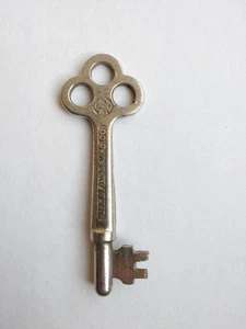 Door/Mortise Yale & Towne Skeleton Key J 35 J35 Solid Steel Three Hole - Picture 1 of 3