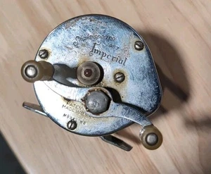 VINTAGE SHAKESPEARE IMPERIAL 1957 Model HD Bait Cast Reel - Picture 1 of 3