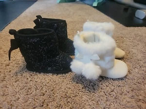Girl's Size 6-9 Months Boots 2 pair Lot Black/white Winter Boots - Picture 1 of 5
