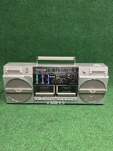 SHARP GF-575ZB AM/FM STEREO RADIO DOPPEL KASSETTENRECORDER GHETTOBLASTER Funktioniert! - Bild 1 von 16