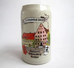 Chope à Bière en Grès 1 Litre Brauerei Schlossberg Dachau Altstadtfest 1982 - Picture 1 of 3
