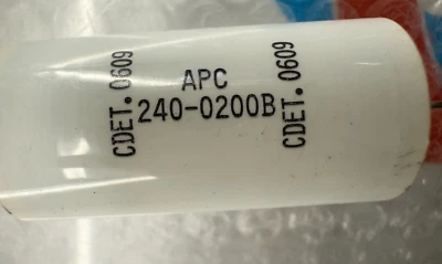 APC Smart UPS 240-0200B 电容器 — 第 1/2 张图片