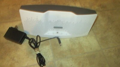 Bose SoundDock XT Speaker Music System Model 415209 - Image 1 of 4