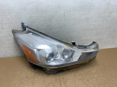 Faro halógeno lado pasajero derecho Toyota Prius V 2015-2017 V3156 DW Foto 1 de 4