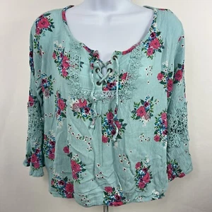 No Boundaries Blouse Youth XXL (19) Blue Floral Crop 3/4 Sleeve V Neck Stretch - Picture 1 of 12
