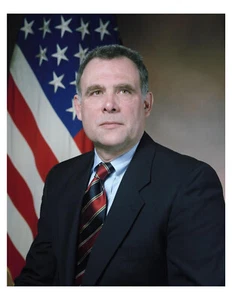 Foto retrato de Dr. Stephen C. Joseph 1994 8x10 en 8,5" x 11" - Imagen 1 de 1