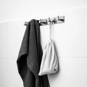 ELMOWO Edelstahl Hakenleiste mit 5 Haken ohne Bohren für Handtücher, Bademantel - Bild 1 von 8