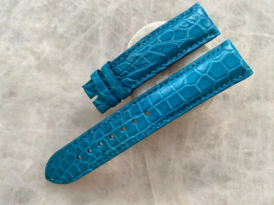 20mm/18mm Blue Alligator Crocodile Print Leather Watch Strap Band - Image 1 of 1