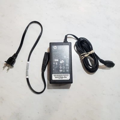 GENUINE HP 0957-2304 OEM Power Supply AC Adapter - Works Great - Image 1 of 4