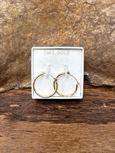14K Yellow Gold Hoop Earrings ¾” Textured Estate Jewelry 0.68g - Picture 1 of 7