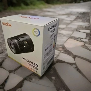 Godox Knowled MS60Bi Bi Color LED LIGHT - Picture 1 of 3