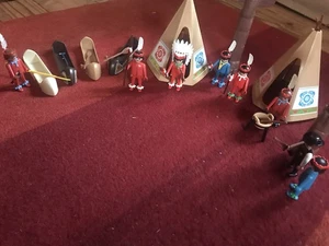 Playmobil Indianer Klicky 1974 Tipi, Kanu, Totempfähle, Sheriff - Bild 1 von 6