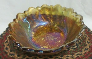 Vintage Iridescent Carnival Glass Large Fruit Bowl Flower Shaped Scalloped Edge - Picture 1 of 5