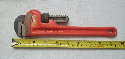 NEW RIDGID TOOLS 31010 10" HEAVY DUTY STEEL STRAIGHT PLUMING PIPE WRENCH - Image 1 of 4