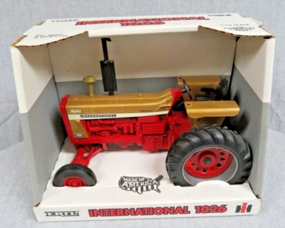 International 1026 1996 Collector Edition 1/16 Scale Ertle Die Cast Metal NIB - Image 1 of 4