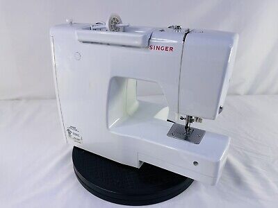 Singer Simple Model 3116 Sewing Machine , Works Great • 34.99€
