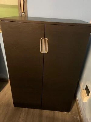 Mobile con ante Ikea per ufficio, studio, ecc. - Immagine 1 di 2