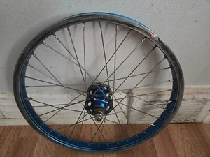 OLD SCHOOL BMX REAR WHEEL SUZUE HUB UKAI 20" RIM SPINS STRAIGHT DATED 81 VINTAGE - Picture 1 of 5