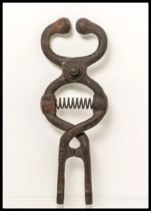Vintage "Cattle Leader" Tool – 1936 Patent No. 2,052,371 - William C. Tyler - Picture 1 of 6