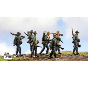 1/72 German Battlefield Marching Unit 7pcs Soldiers Painted Model - Picture 1 of 4