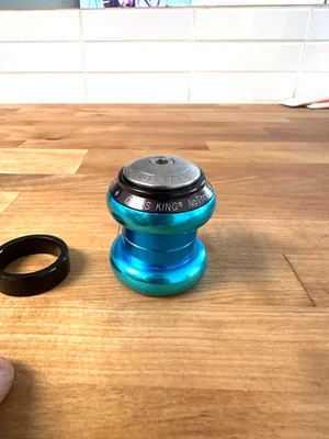 Auriculares de colección Chris King turquesa 1-1/8" sin logotipo MTB 28,6 mm Foto 1 de 4