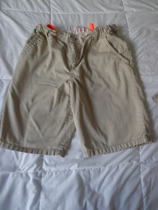 BOYS 14 HUSKY CAT & JACK KHAKI SHORTS, ADJUSTABLE WAIST,POCKETS, EUC - Picture 1 of 4