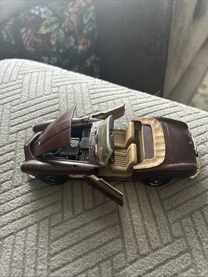 1955 BMW 507 Convertible Diecast Car in 1:24 scale - Image 1 of 4