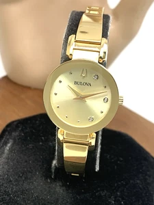 Reloj para mujer Bulova 97P164 Marc Anthony brazalete de cuarzo pequeño diamante esfera dorada - Imagen 1 de 13