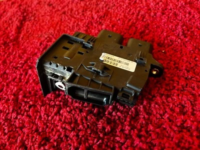 BMW 2011-2018 F25 F26 FRONT POWER DISTRIBUTION BATTERY TERMINAL OEM 47K - Imagem 1 de 4