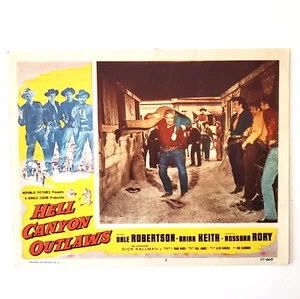 Tarjeta de lobby Hell Canyon Outlaws 1957 Mike Lane Brian Keith Don Magowan 11 x 14 - Imagen 1 de 2