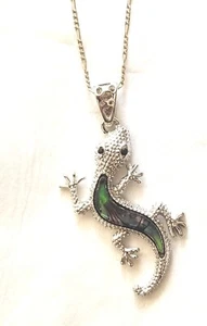Necklace/Pendant Gecko Abalone Shell new w/ chain lizard medium - Picture 1 of 1
